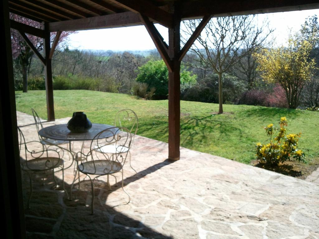 Mas Du Trezon Bed & Breakfast Cholet Luaran gambar